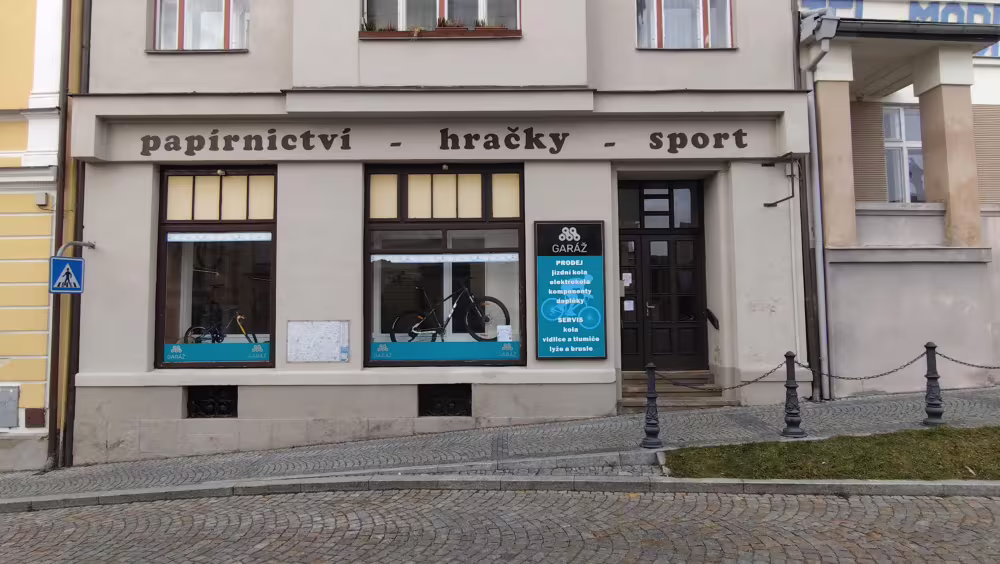 O nás